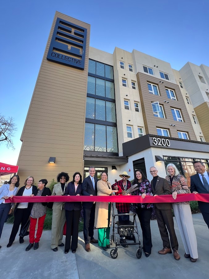 A featured image for Search to Involve Pilipino Americans (SIPA)